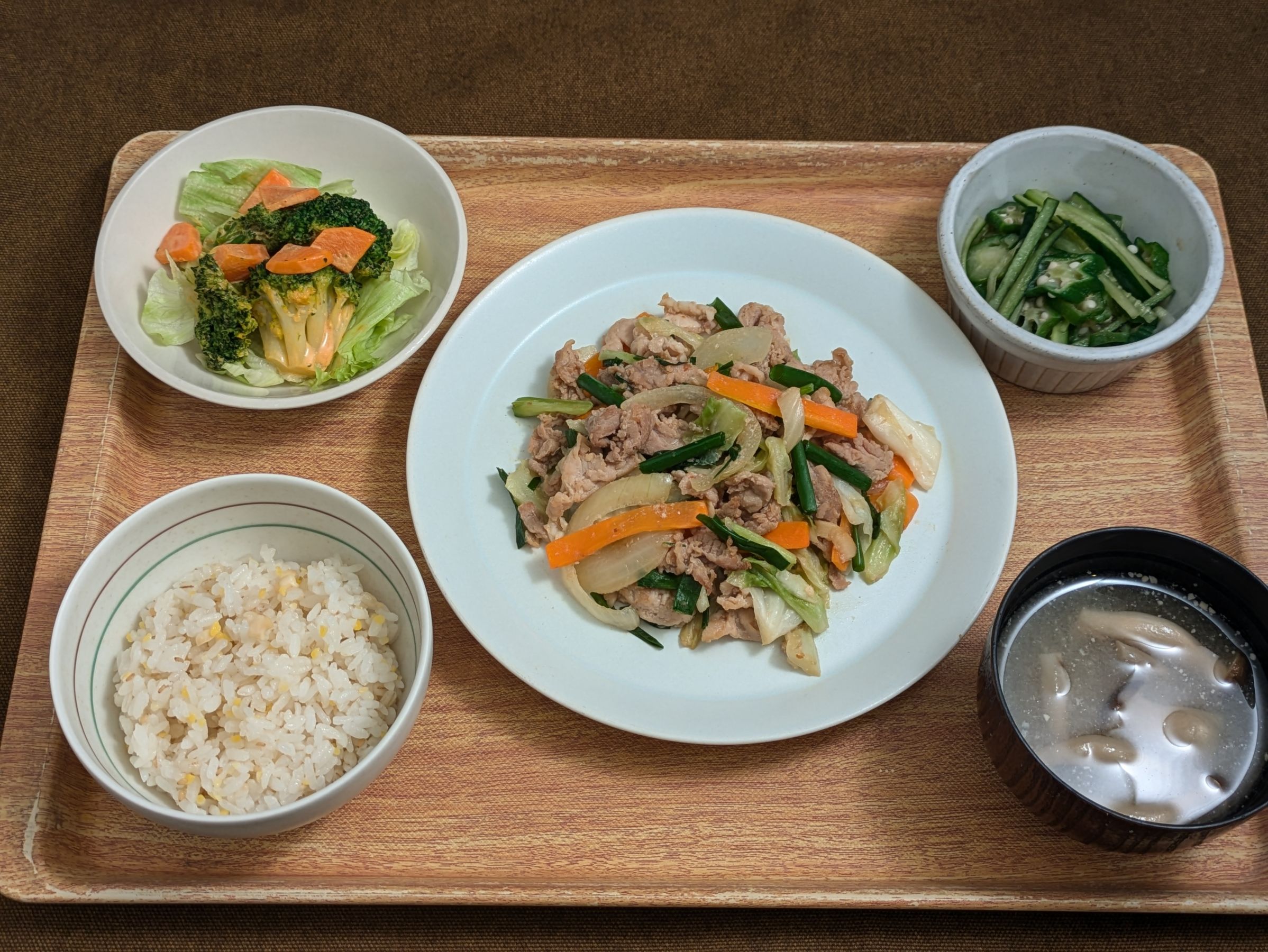 豚肉のにんにくみそ炒め定食